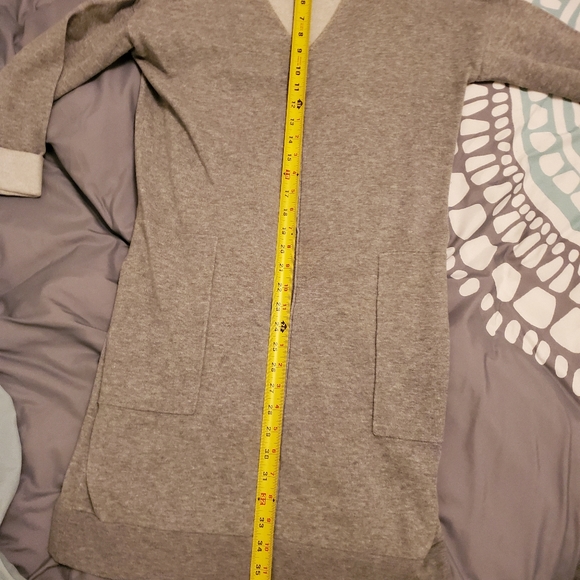 Dress - Picture 7 of 8